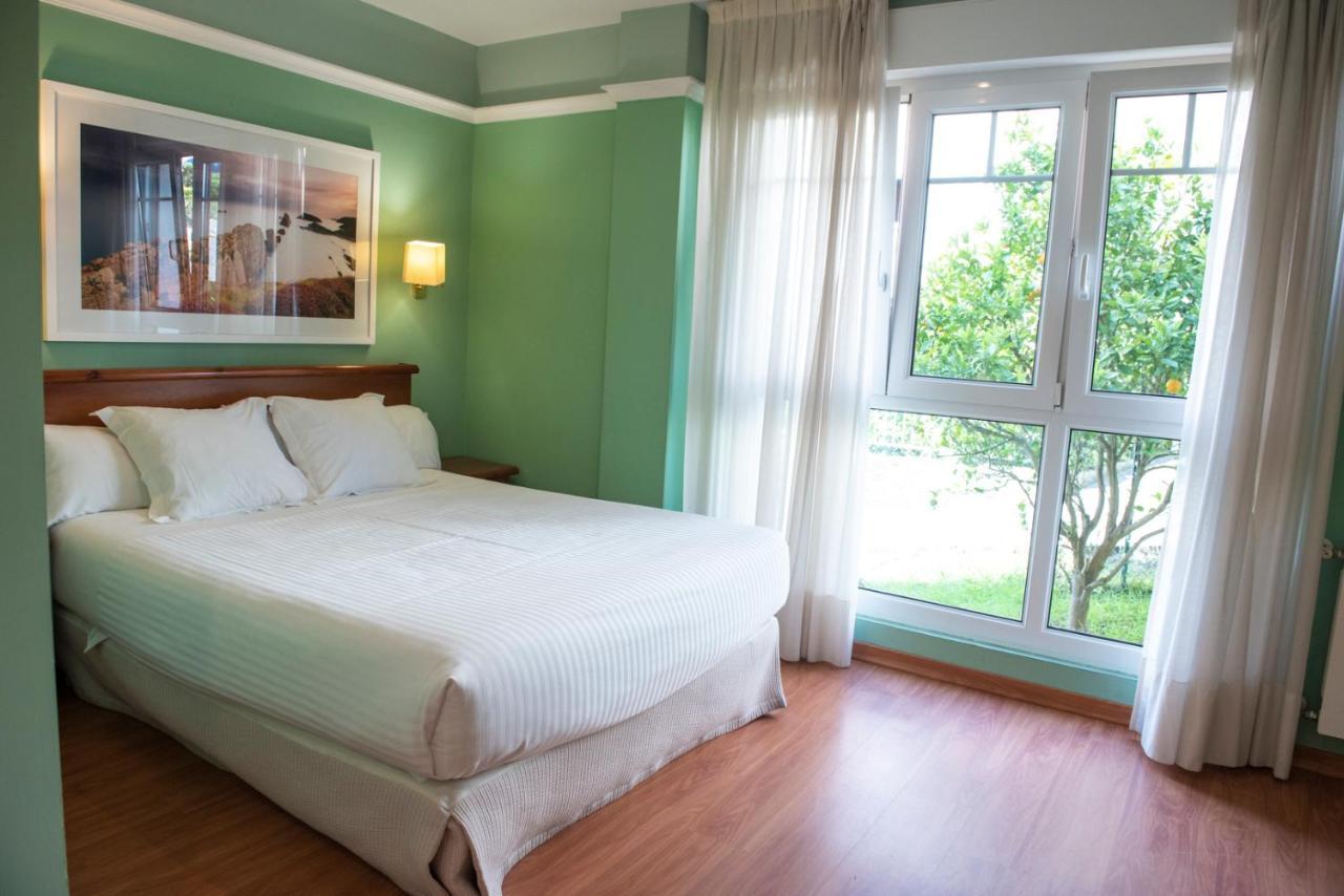 Hotel Faro De San Vicente Сан-Висенте-де-ла-Баркера Экстерьер фото