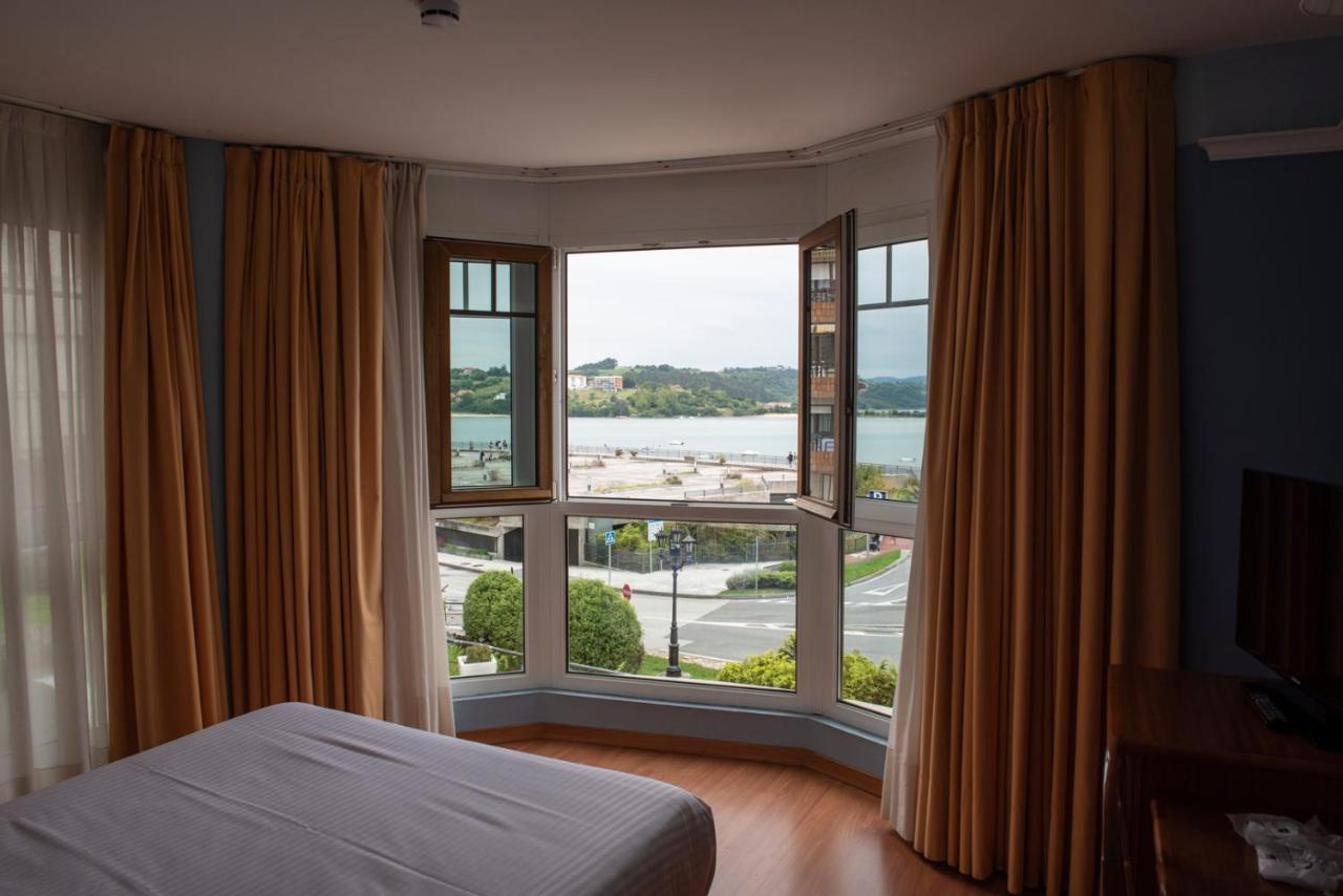 Hotel Faro De San Vicente Сан-Висенте-де-ла-Баркера Экстерьер фото