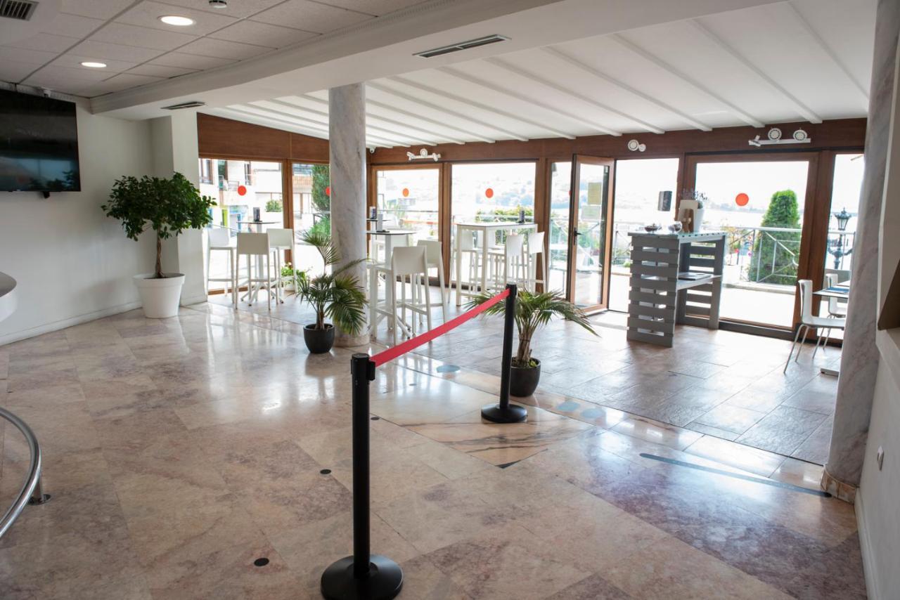 Hotel Faro De San Vicente Сан-Висенте-де-ла-Баркера Экстерьер фото