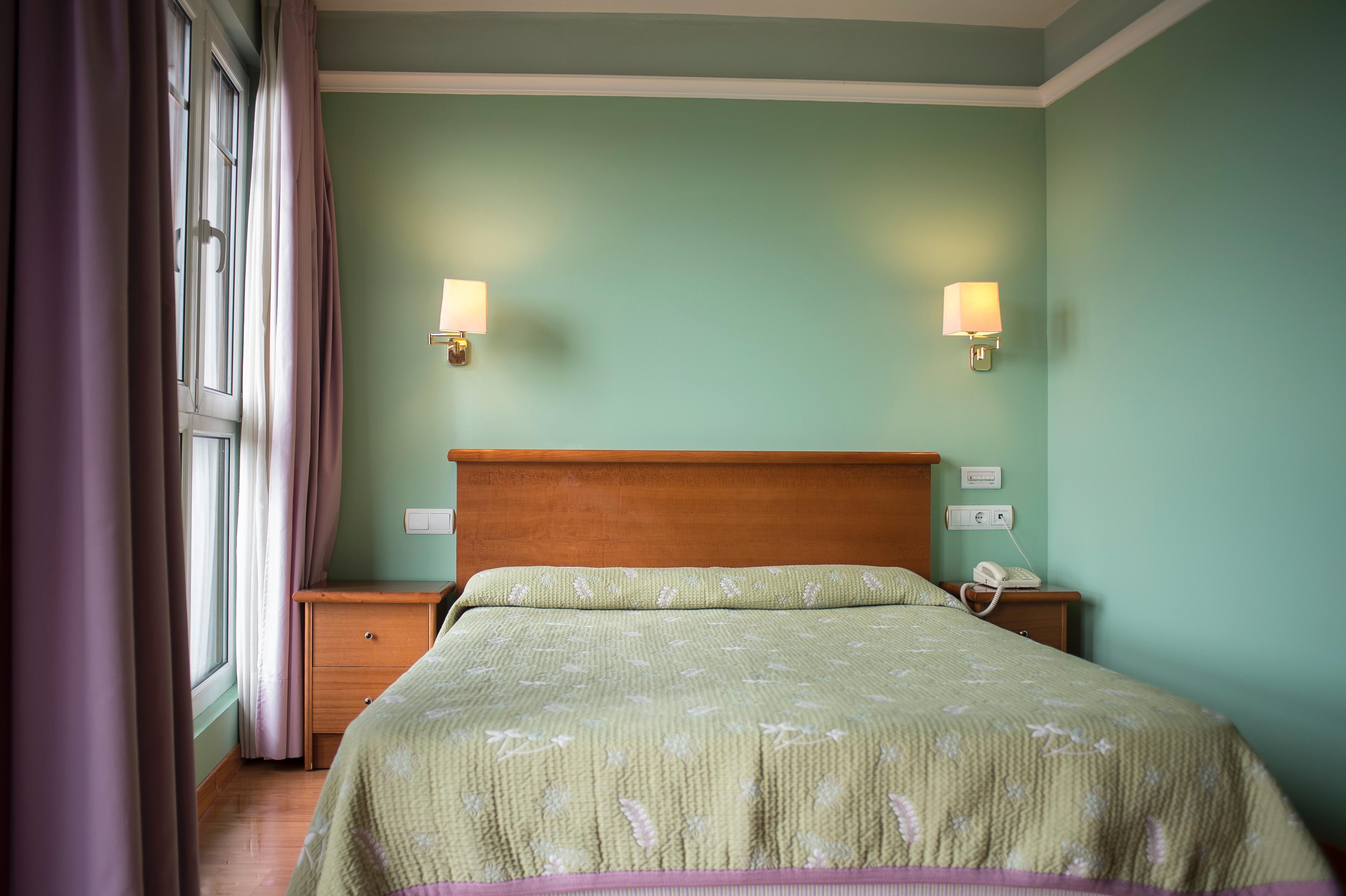 Hotel Faro De San Vicente Сан-Висенте-де-ла-Баркера Экстерьер фото
